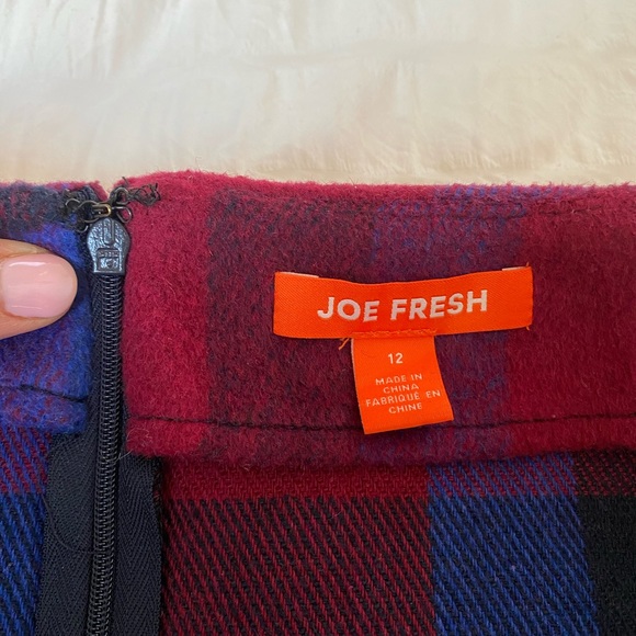 Joe Fresh | Plaid Mini Skirt | size 12 💙❤️ - Picture 4 of 5